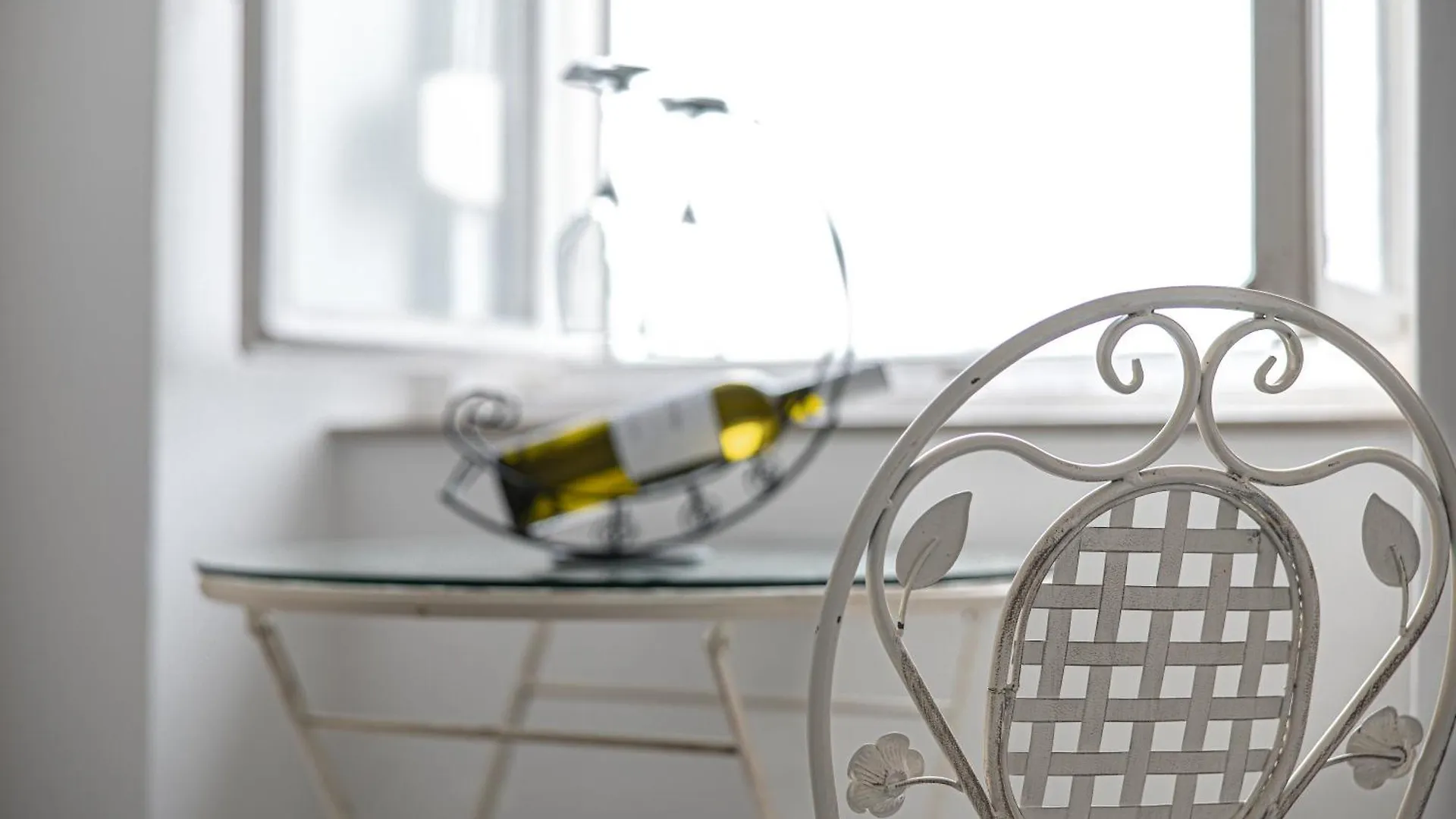 Main Square Apartments With Sea View Pula