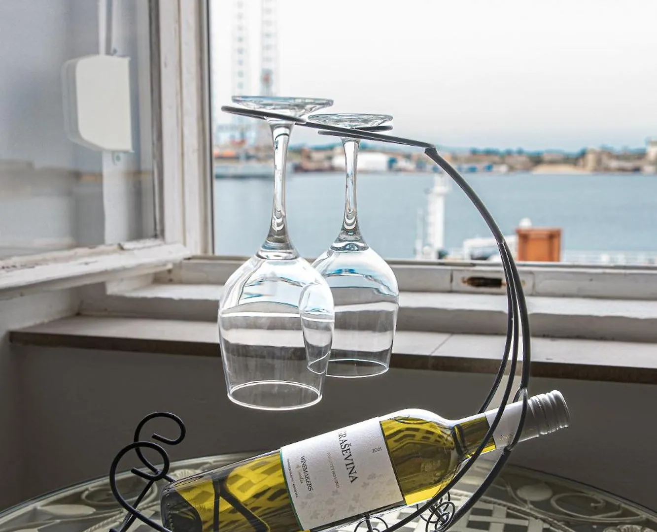 Main Square Apartments With Sea View Pula 0*,